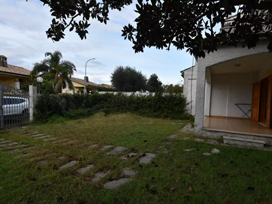 Immagine 8 di Casa indipendente in vendita  in Viale Colle Romito a Ardea