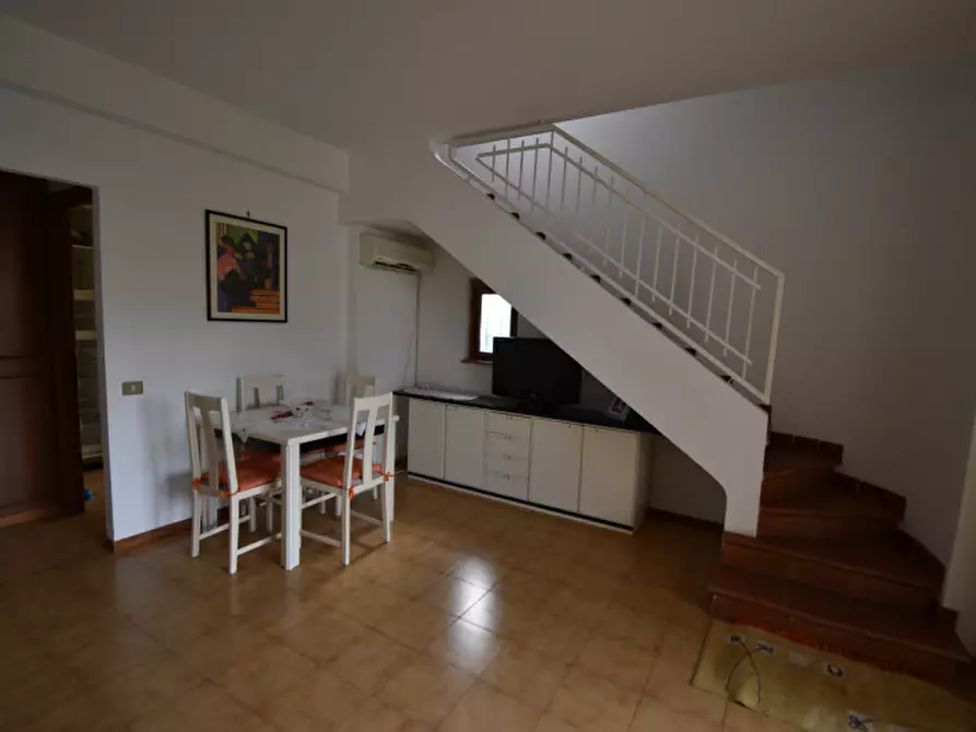 Immagine 11 di Casa indipendente in vendita  in Viale Colle Romito a Ardea