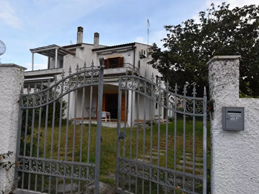 Immagine 31 di Casa indipendente in vendita  in Viale Colle Romito a Ardea