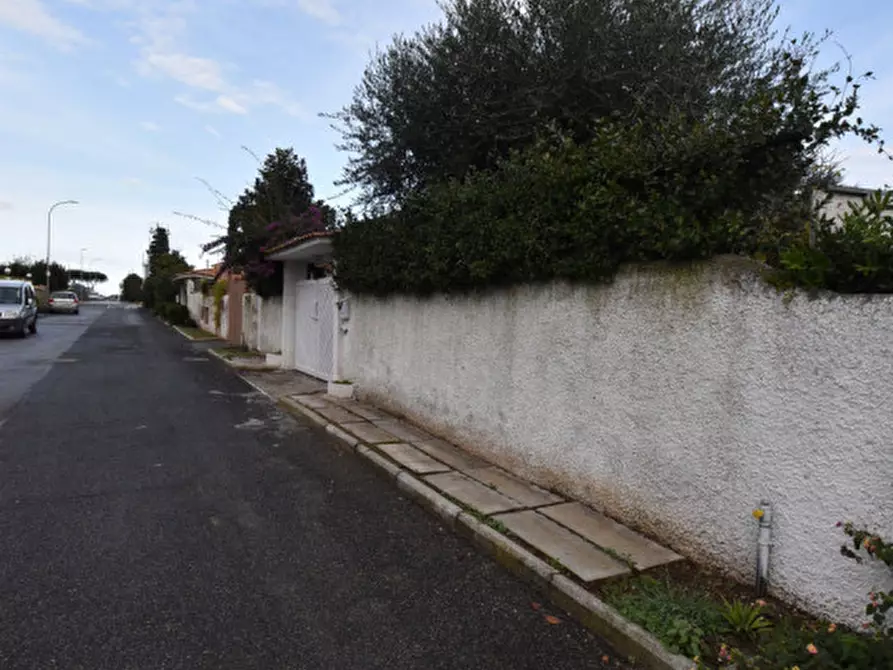 Immagine 33 di Casa indipendente in vendita  in Viale Colle Romito a Ardea