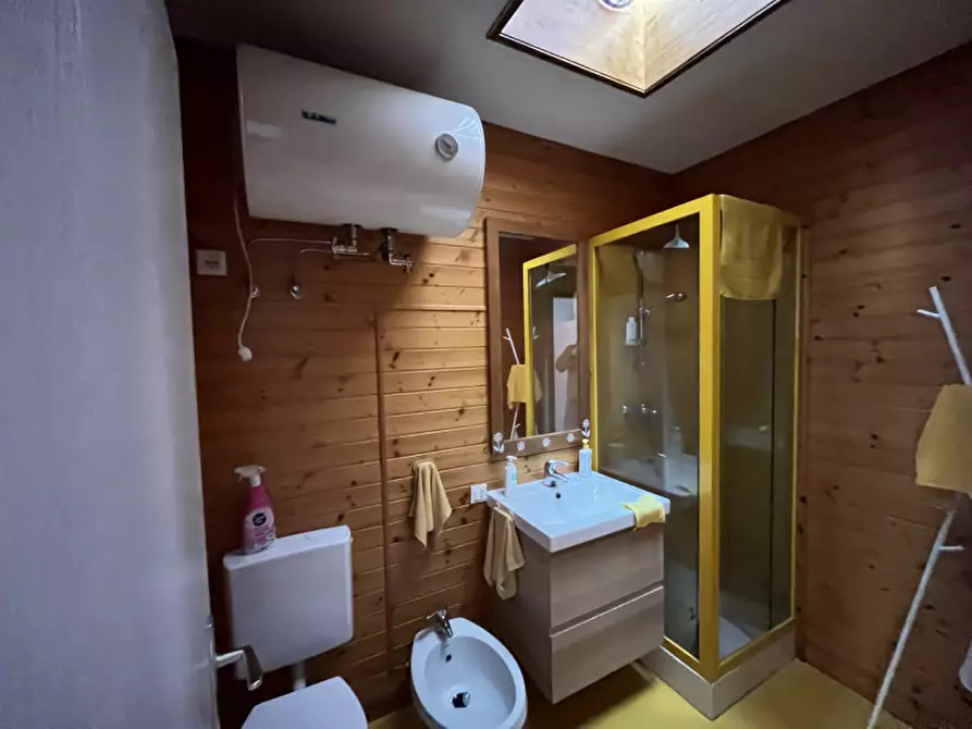 Immagine 12 di Appartamento in vendita  in Via Lungo Lago a Calceranica Al Lago