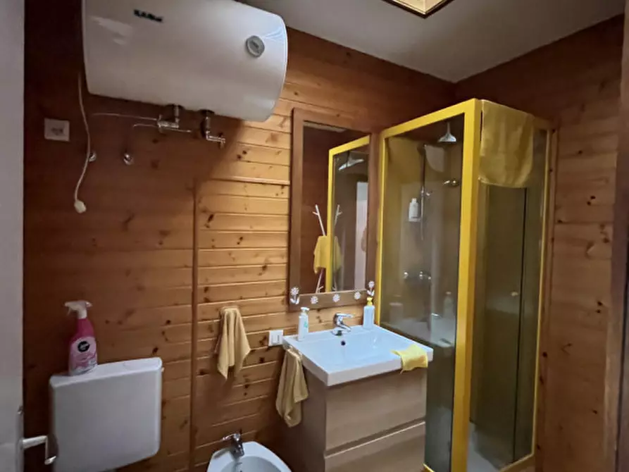 Immagine 13 di Appartamento in vendita  in Via Lungo Lago a Calceranica Al Lago