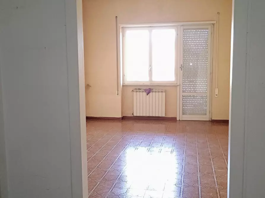 Immagine 4 di Appartamento in vendita  in Via Zinasco a Roma