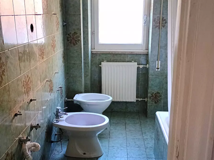 Immagine 13 di Appartamento in vendita  in Via Zinasco a Roma