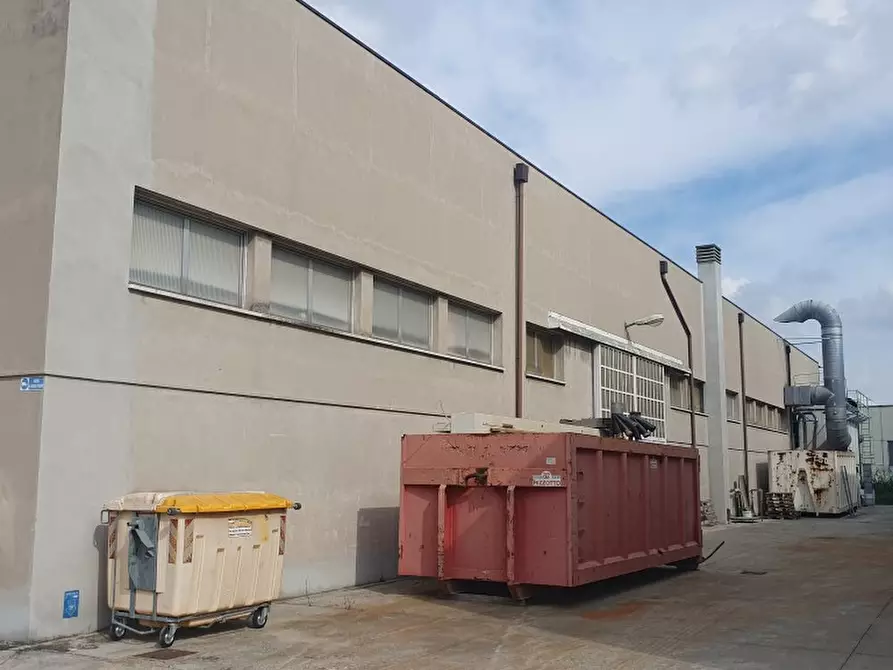 Immagine 1 di Capannone industriale in vendita  in fronte strada Statale Noalese a Santa Maria Di Sala