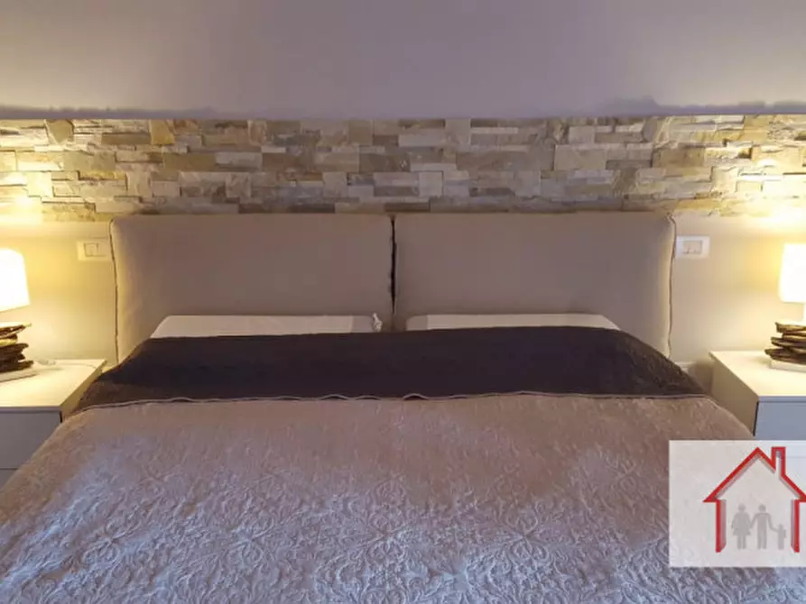 Immagine 8 di Villetta a schiera in vendita  a Giavera Del Montello