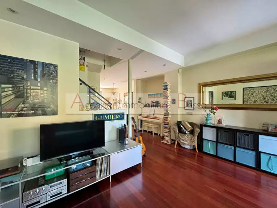 Immagine 1 di Casa indipendente in vendita  in VIA CASTELFIDARDO a Padova