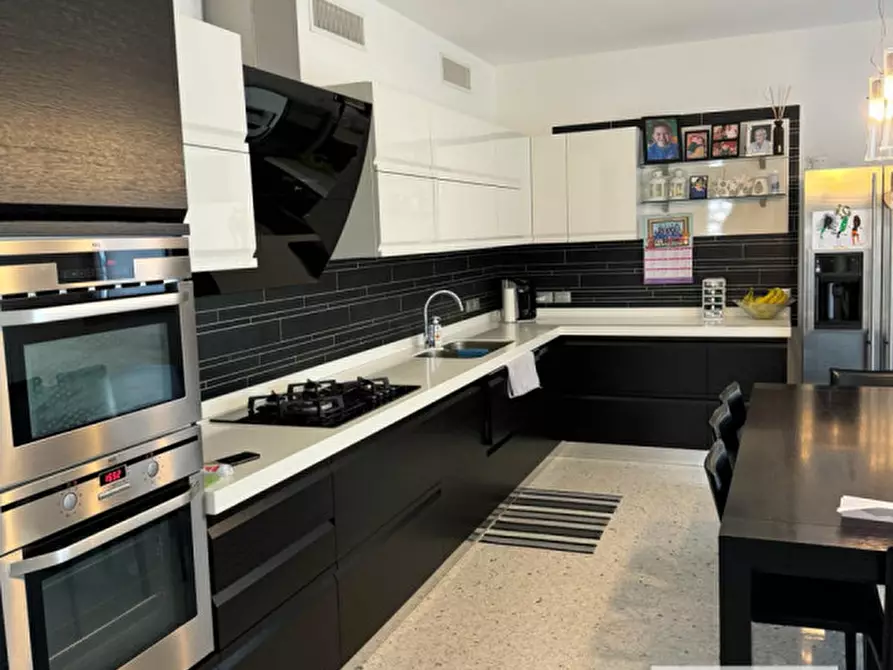 Immagine 4 di Casa indipendente in vendita  a Trevignano