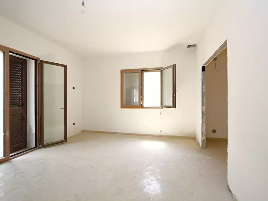 Immagine 4 di Appartamento in vendita  in Via Impero a Parabita