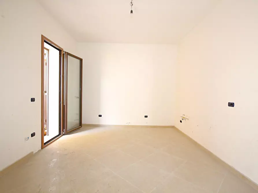 Immagine 8 di Appartamento in vendita  in Via Impero a Parabita