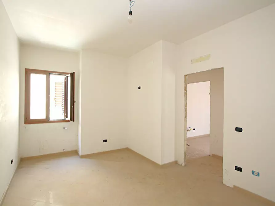 Immagine 15 di Appartamento in vendita  in Via Impero a Parabita