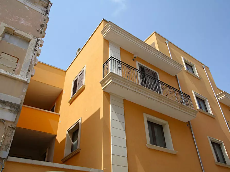 Immagine 23 di Appartamento in vendita  in Via Impero a Parabita