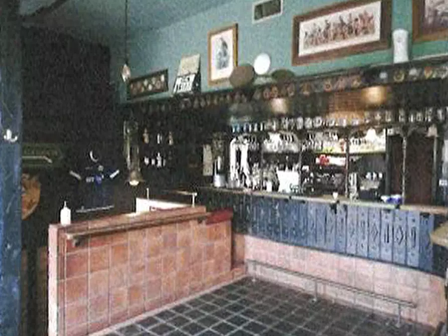 Immagine 19 di Attività commerciale in vendita  in Via Giacomo Matteotti 3 a Sant'ambrogio Di Valpolicella