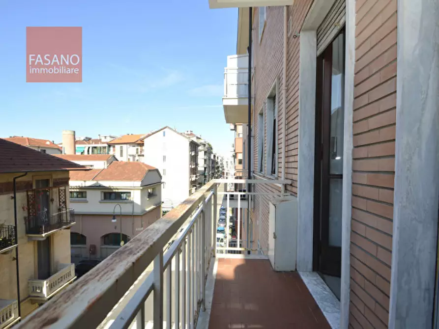 Immagine 8 di Camera in affitto  in Via Perosa 63 a Torino