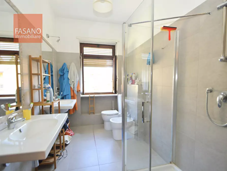 Immagine 10 di Camera in affitto  in Via Perosa 63 a Torino