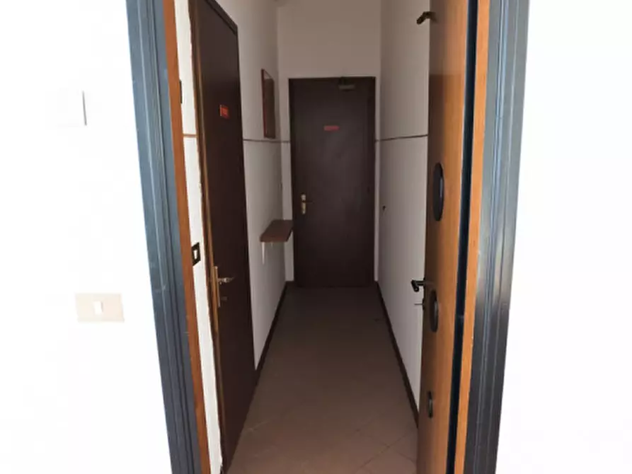 Immagine 7 di Negozio in vendita  in via dell'ippodromo a Padova