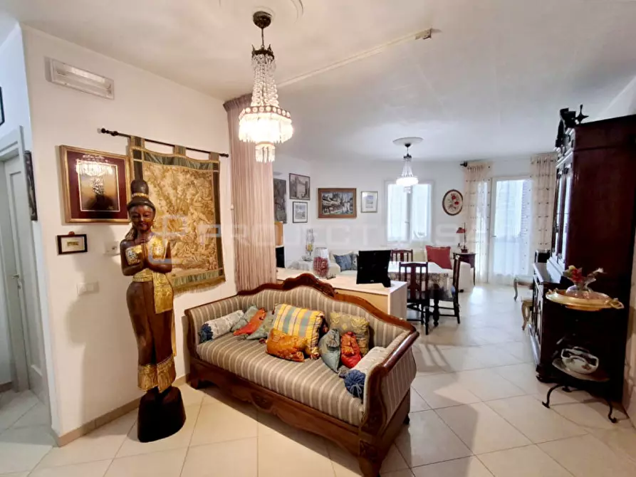 Immagine 3 di Appartamento in vendita  in via dante alighieri a Giurdignano