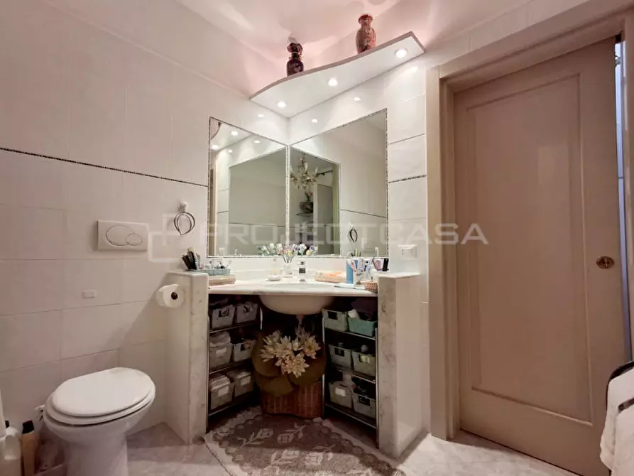 Immagine 10 di Appartamento in vendita  in via dante alighieri a Giurdignano