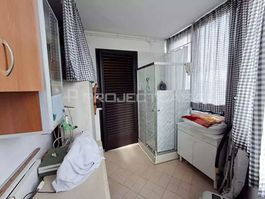 Immagine 15 di Appartamento in vendita  in via dante alighieri a Giurdignano