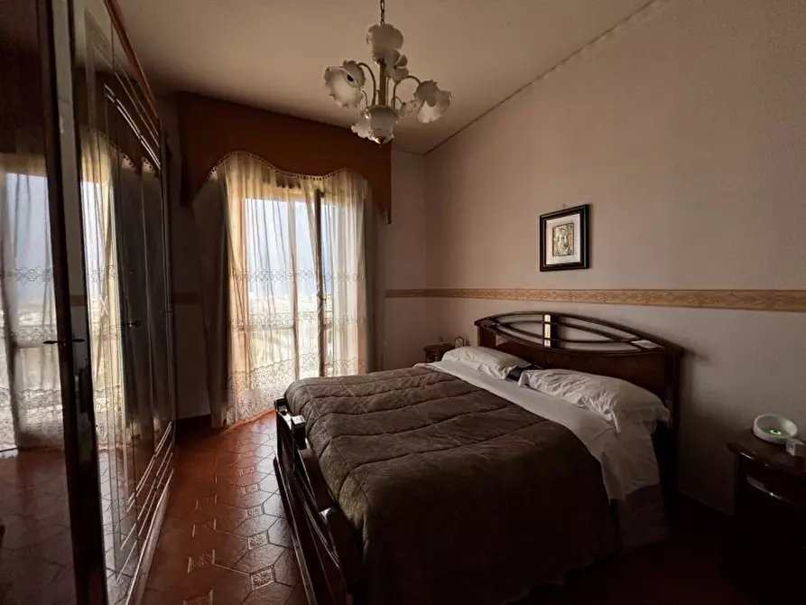 Immagine 10 di Villa in vendita  in VIA DEL LAVORO N°8 a Torre Del Greco
