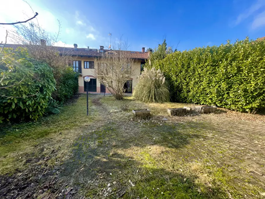 Immagine 5 di Rustico / casale in vendita  in via casaverde 9 a Pino Torinese