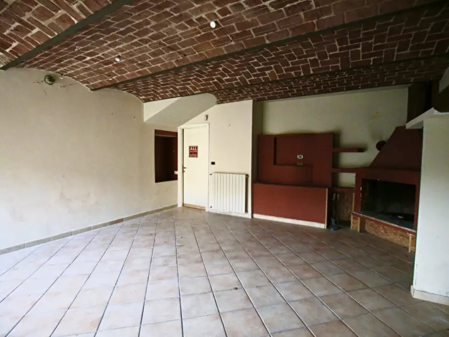 Immagine 9 di Rustico / casale in vendita  in via casaverde 9 a Pino Torinese