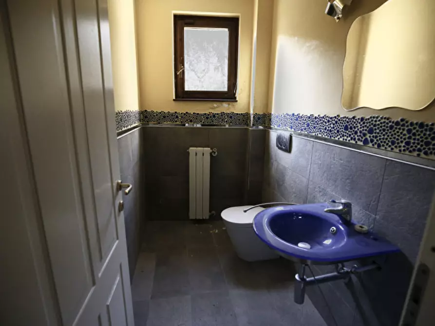Immagine 16 di Rustico / casale in vendita  in via casaverde 9 a Pino Torinese