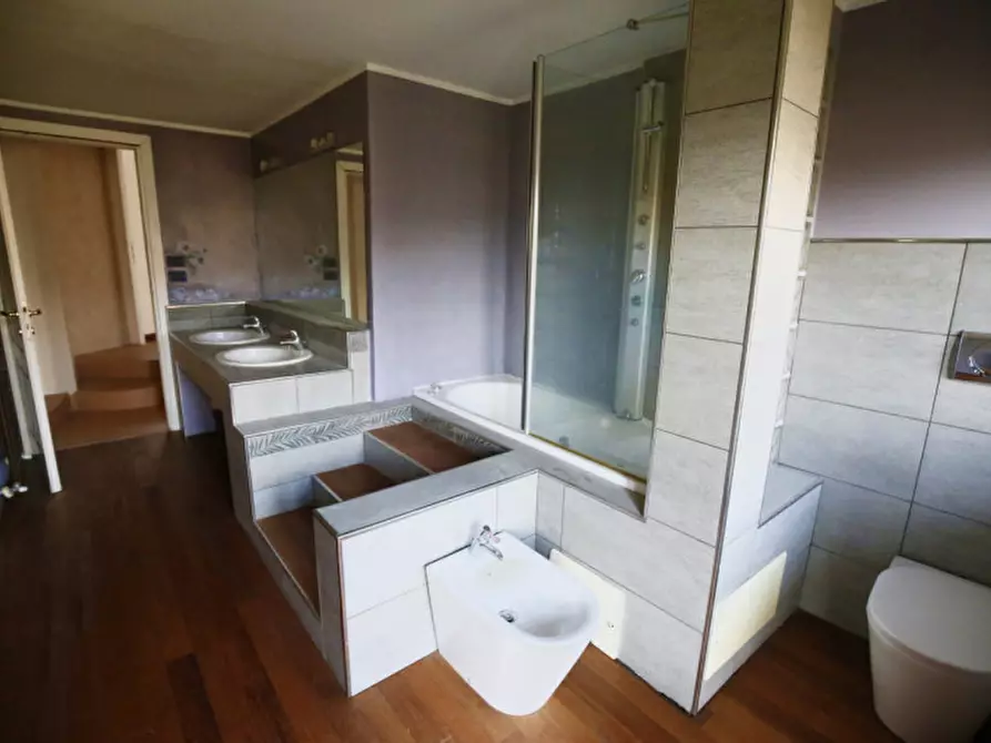 Immagine 31 di Rustico / casale in vendita  in via casaverde 9 a Pino Torinese