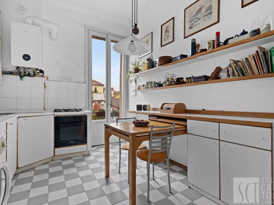 Immagine 7 di Appartamento in vendita  in via magolfa, 18 a Milano