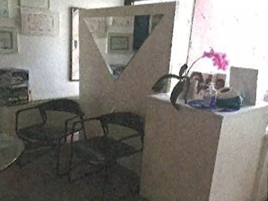 Immagine 19 di Negozio in vendita  in Via Giacomo Matteotti 3 a Sant'ambrogio Di Valpolicella