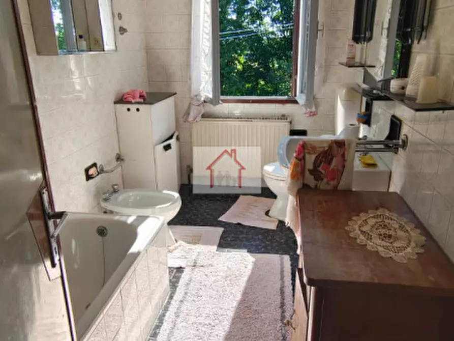 Immagine 13 di Rustico / casale in vendita  a Giavera Del Montello