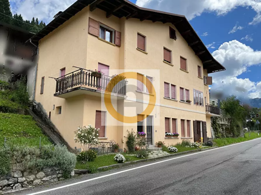 Immagine 1 di Appartamento in vendita  in gosaldo a Gosaldo