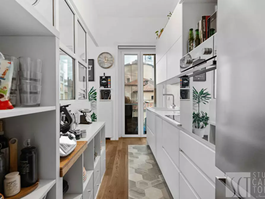 Immagine 9 di Appartamento in vendita  in corso luigi manusardi, 4 a Milano
