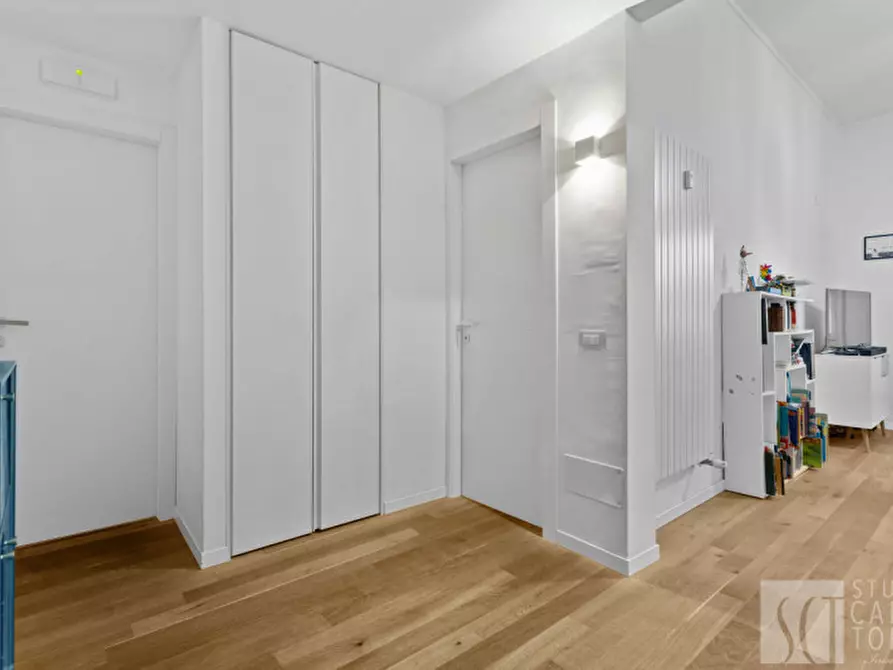 Immagine 13 di Appartamento in vendita  in corso luigi manusardi, 4 a Milano