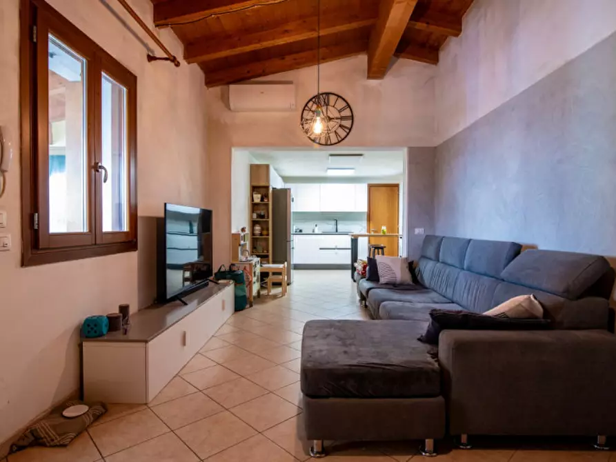 Immagine 4 di Casa trifamiliare in vendita  in Via Sottomarina a Abano Terme