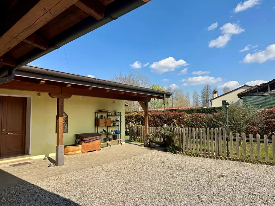 Immagine 8 di Casa trifamiliare in vendita  in Via Sottomarina a Abano Terme