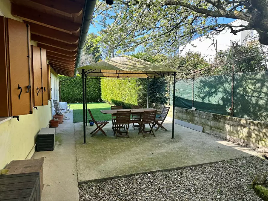 Immagine 9 di Casa trifamiliare in vendita  in Via Sottomarina a Abano Terme