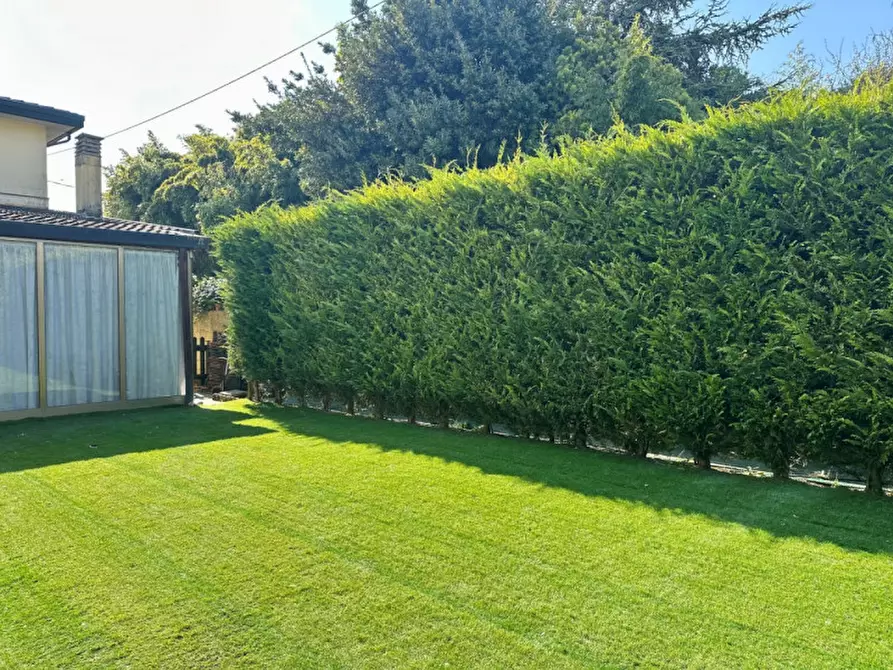 Immagine 11 di Casa trifamiliare in vendita  in Via Sottomarina a Abano Terme