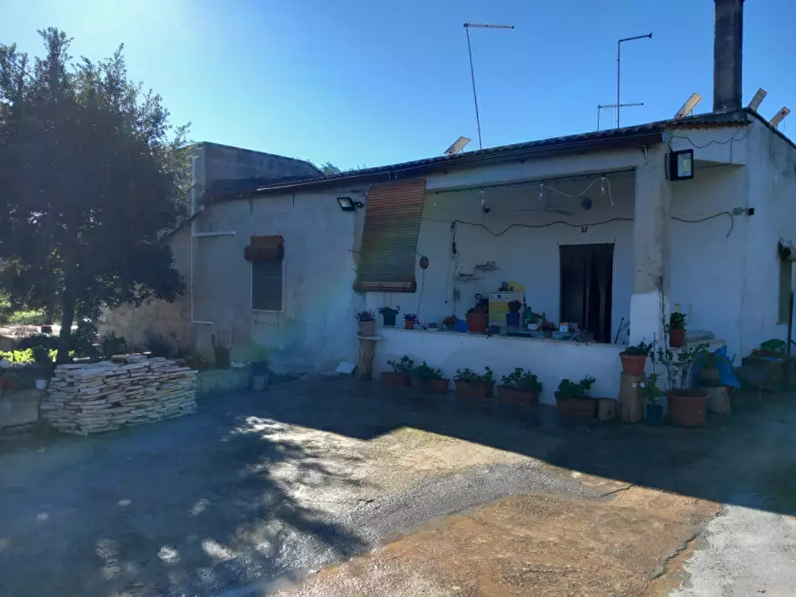 Immagine 4 di Villa in vendita  in C.da Falascusa a Ceglie Messapico