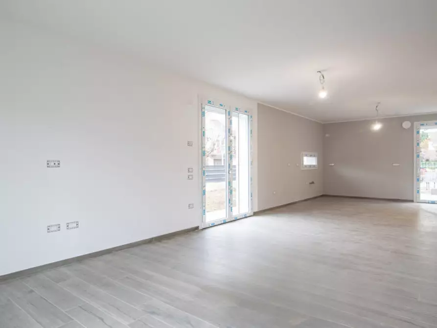 Immagine 2 di Casa bifamiliare in vendita  in Via Roma-Santa Maria a Camisano Vicentino