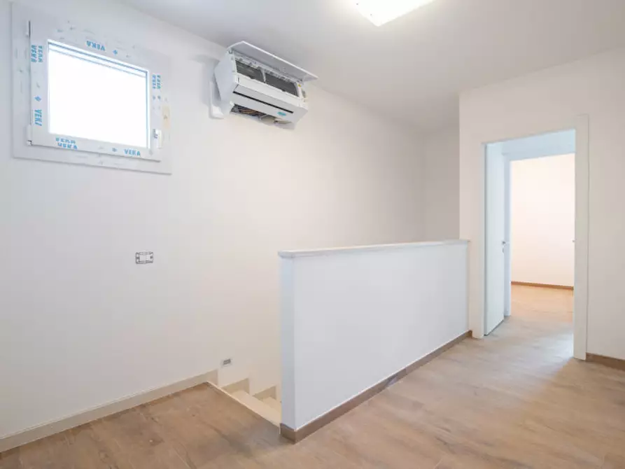 Immagine 10 di Casa bifamiliare in vendita  in Via Roma-Santa Maria a Camisano Vicentino