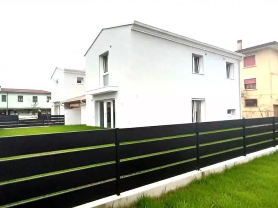 Immagine 23 di Casa bifamiliare in vendita  in Via Roma-Santa Maria a Camisano Vicentino