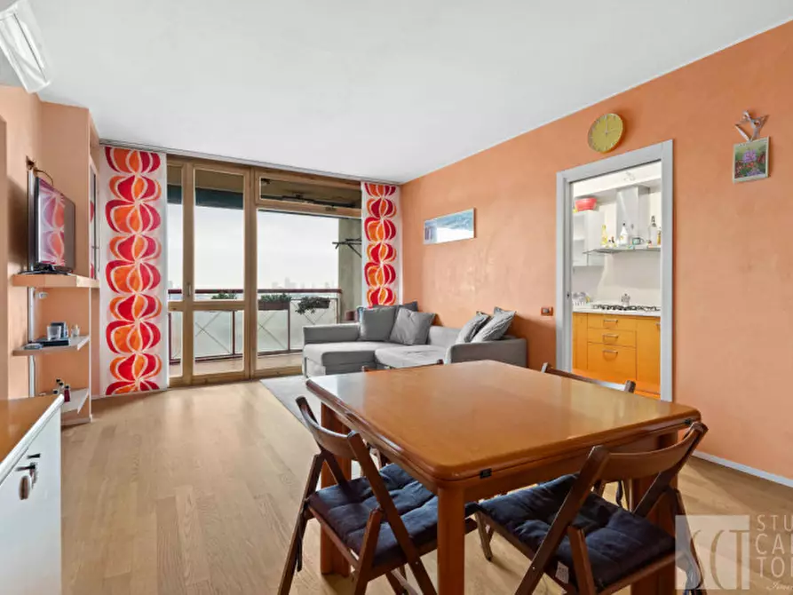 Immagine 10 di Appartamento in vendita  in via umberto ceva, 25 a Milano