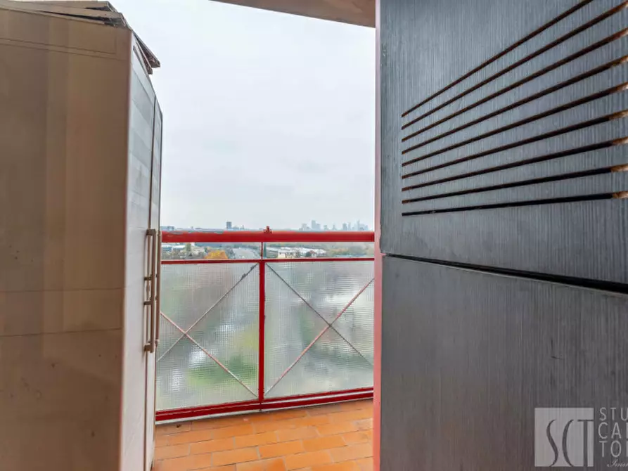 Immagine 13 di Appartamento in vendita  in via umberto ceva, 25 a Milano