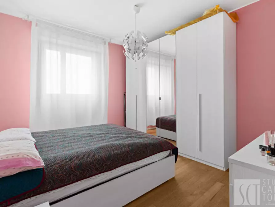 Immagine 17 di Appartamento in vendita  in via umberto ceva, 25 a Milano