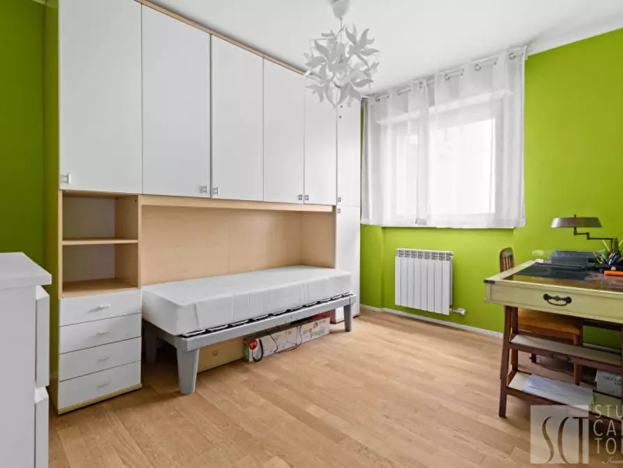 Immagine 19 di Appartamento in vendita  in via umberto ceva, 25 a Milano