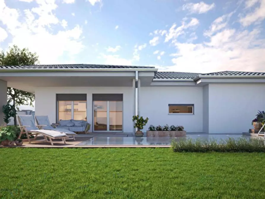 Immagine 1 di Terreno in vendita  a Colle Umberto