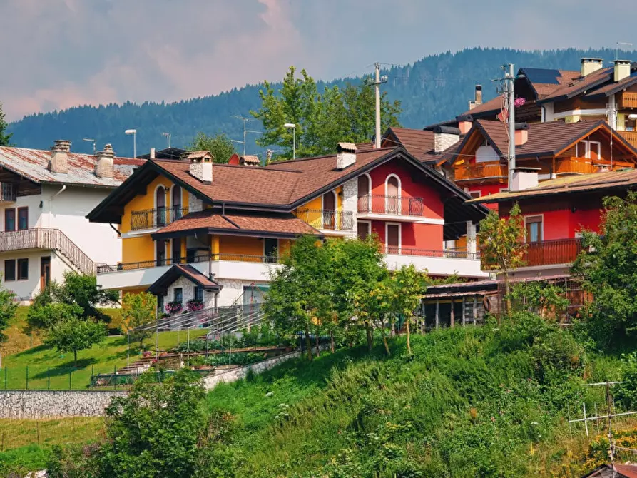 Immagine 10 di Appartamento in vendita  in Via Monsignor D.Bortoli 10 a Asiago