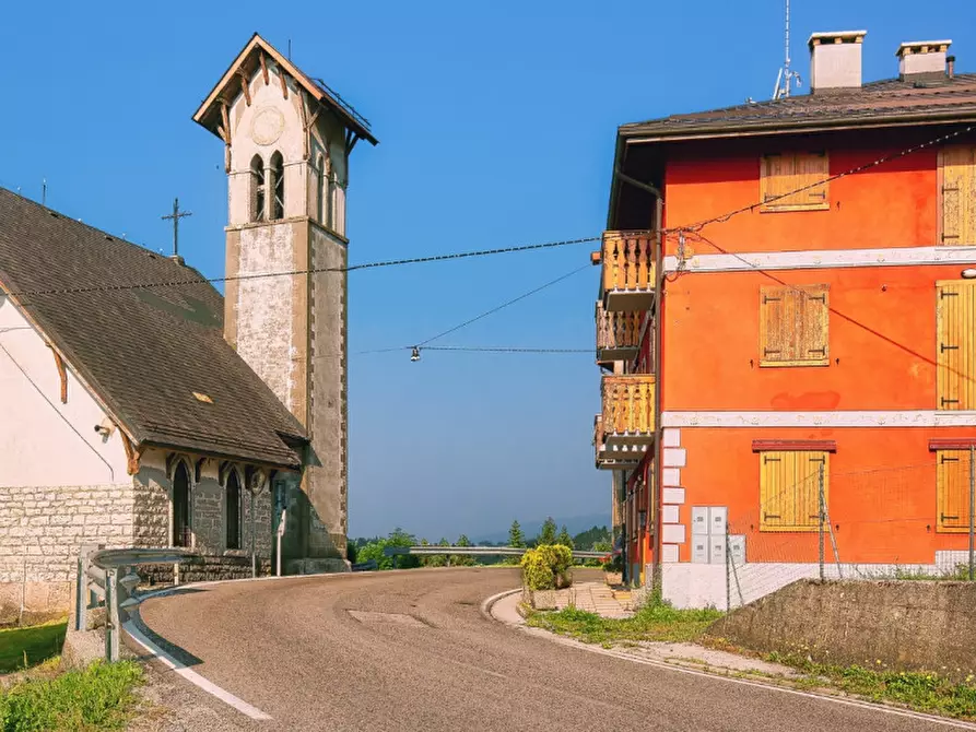 Immagine 11 di Appartamento in vendita  in Via Monsignor D.Bortoli 10 a Asiago