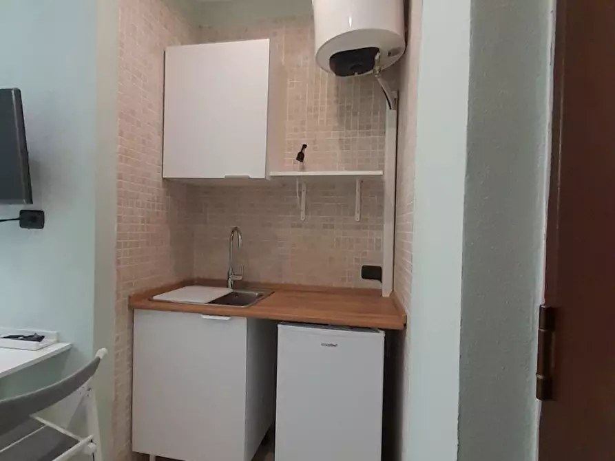 Immagine 1 di Appartamento in affitto  in via ottavio morisani 43 a Napoli